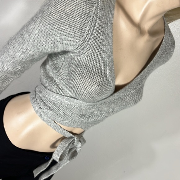 Theory Cashmere Blend Sweater - Picture 2 of 7
